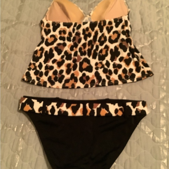 VICTORIA SECRET~ ANIMAL PRINT~ 2 PIECE~ NEVER WORN~M - Picture 2 of 2